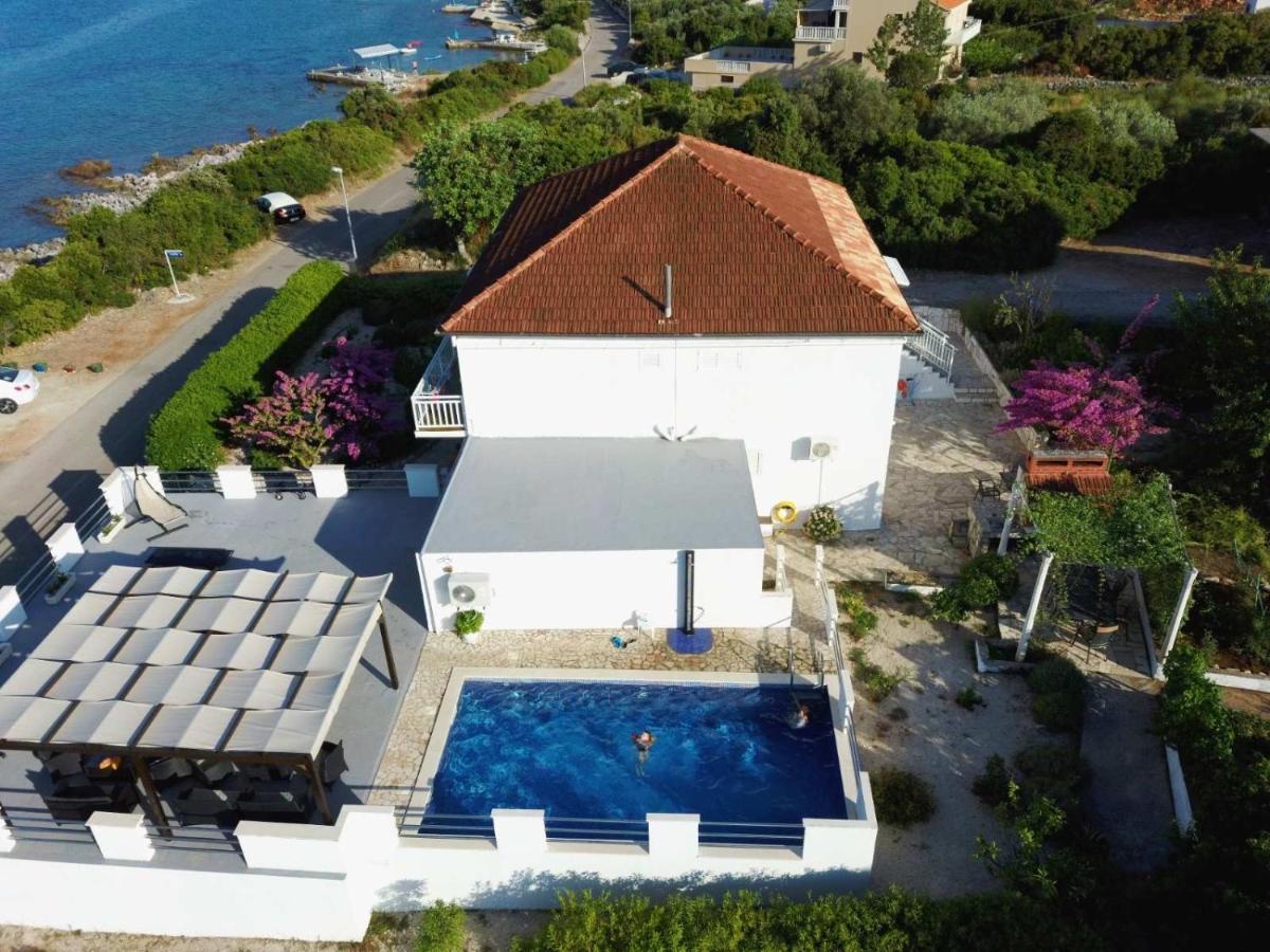 Fei Fei Apartments 2 Račišće Exteriör bild